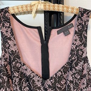 Forever 21 | pink and black lace dress